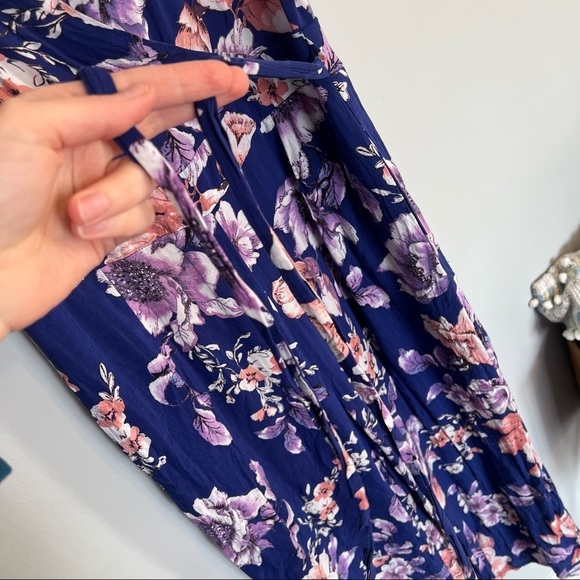 JOA Open-back Floral Print Jumpsuit In Cobalt Floral - Picture 4 of 11